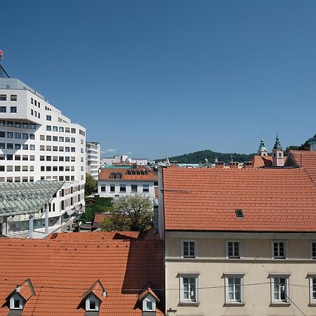 Lawyers Loft In Heritage Skyscraper Ljubljana Exteriör bild